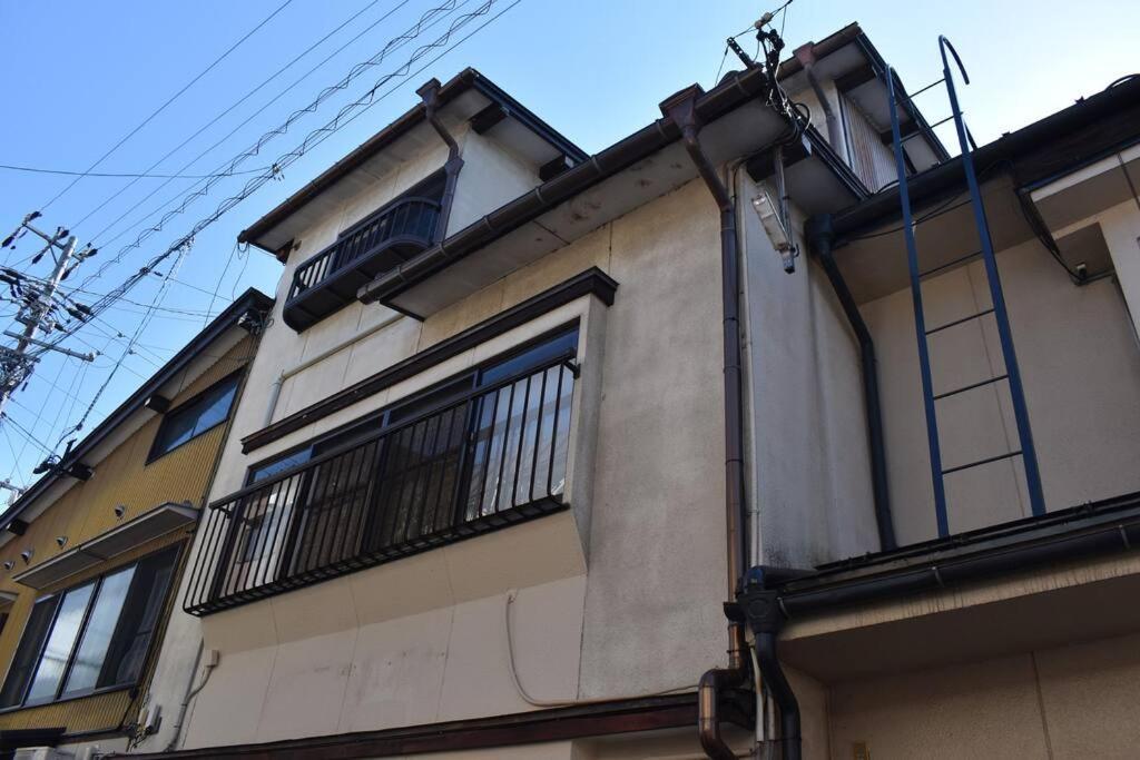 Only For One Group Cheaper For 6Th & 7Th Guest 市街地中心部 一棟貸しの宿 Guest House Don'S Home Такаяма Екстер'єр фото